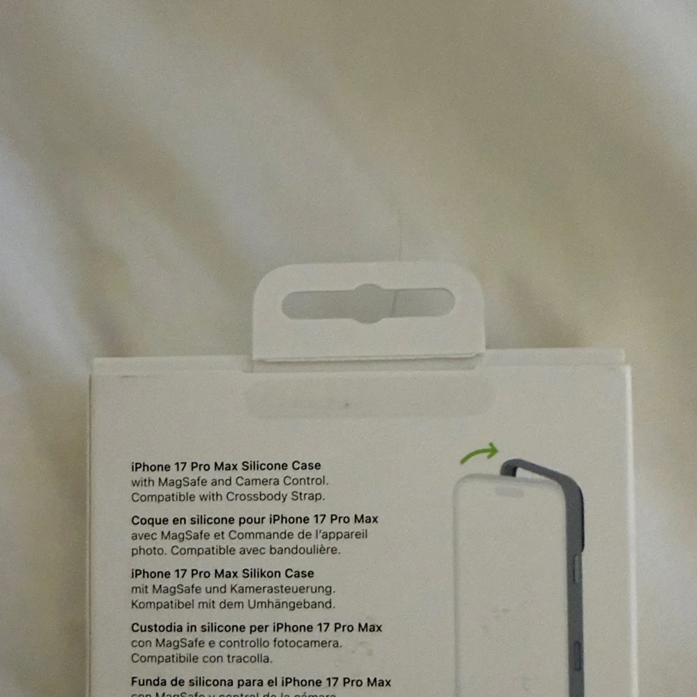 Apple iPhone 17 Pro Max Silicone Case - Lime Green